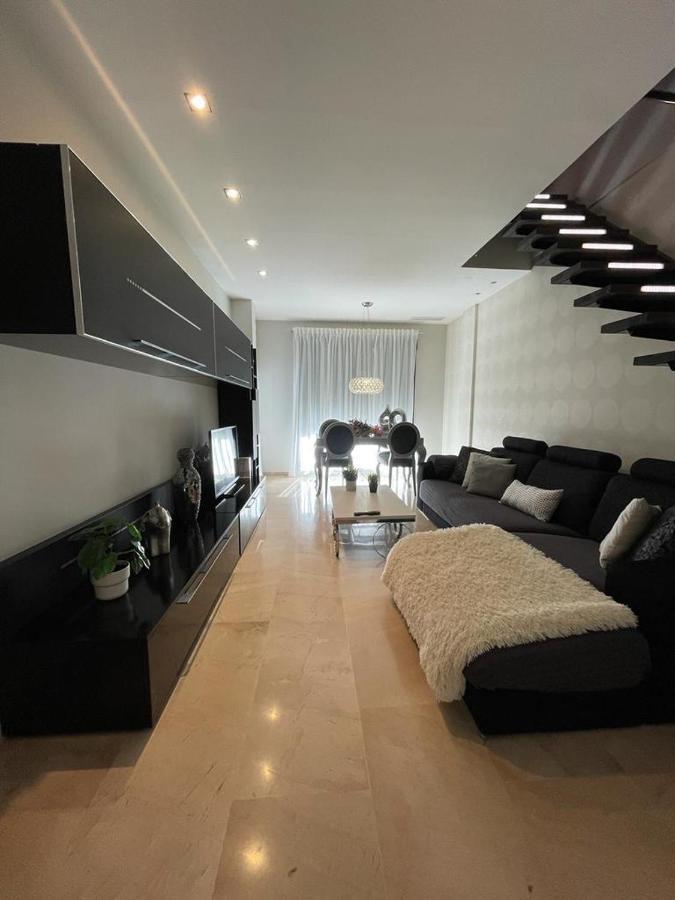 Penthouse In Elche Apartment Luaran gambar